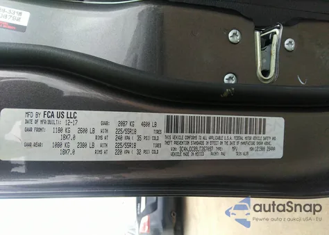 2018 Jeep Compass Limited 4X4 z USA, uszkodzony, nr VIN 3C4NJDCB9JT267097